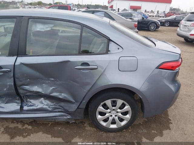 2022 TOYOTA COROLLA LE 18