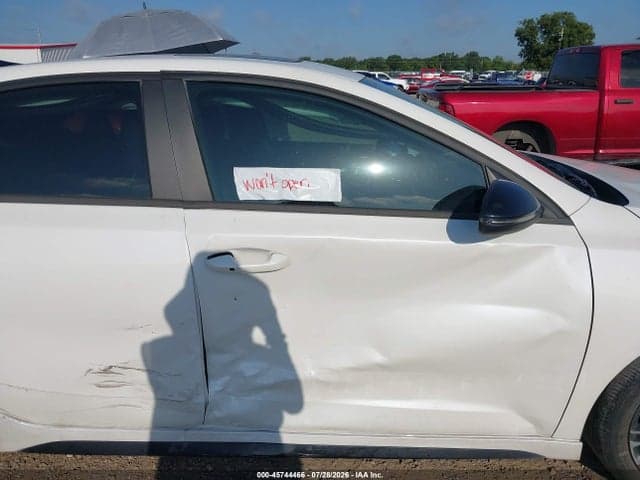 2023 KIA FORTE GT-LINE 5