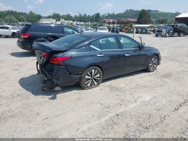 2019 NISSAN ALTIMA 2.5 SV 4