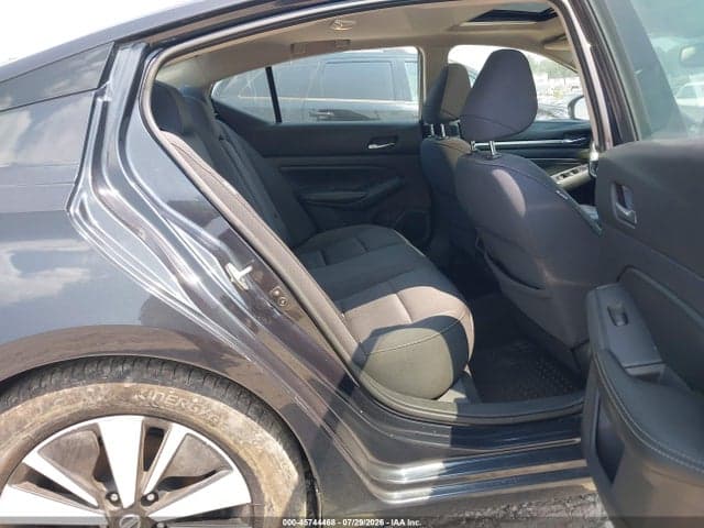 2019 NISSAN ALTIMA 2.5 SV 8