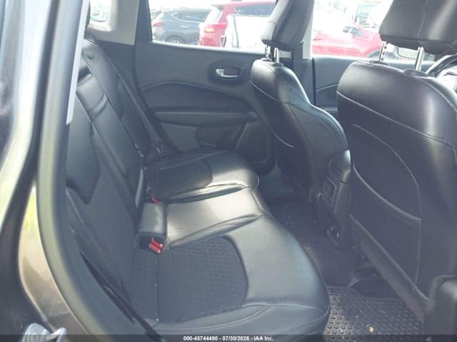 2018 JEEP COMPASS LATITUDE 8