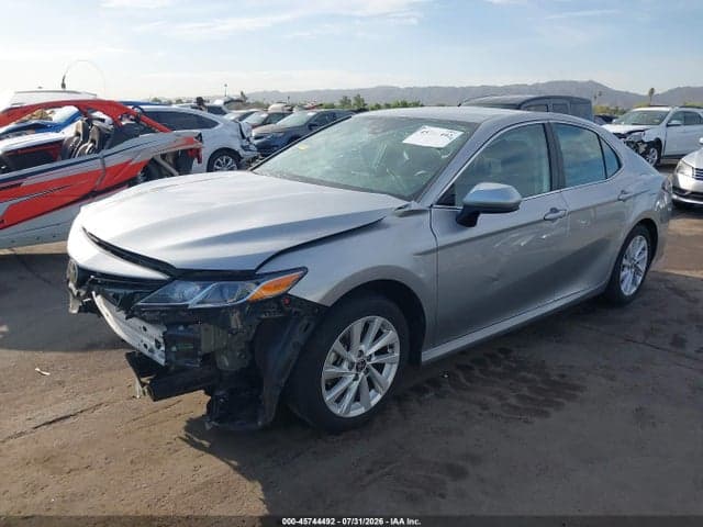 2024 TOYOTA CAMRY LE 2