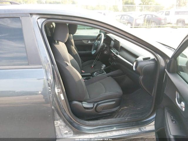2019 KIA FORTE LXS 5