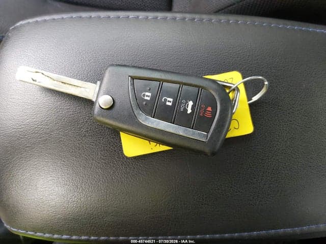 2021 TOYOTA COROLLA SE 11