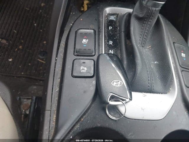 2017 HYUNDAI SANTA FE SPORT 2.4L 11