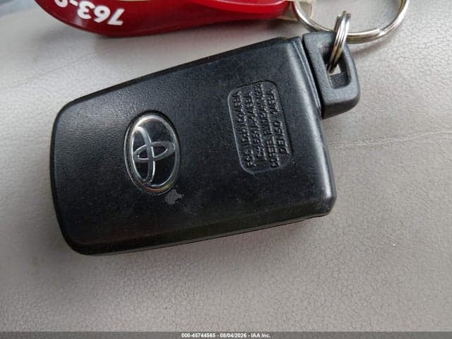 2019 TOYOTA HIGHLANDER HYBRID XLE 11
