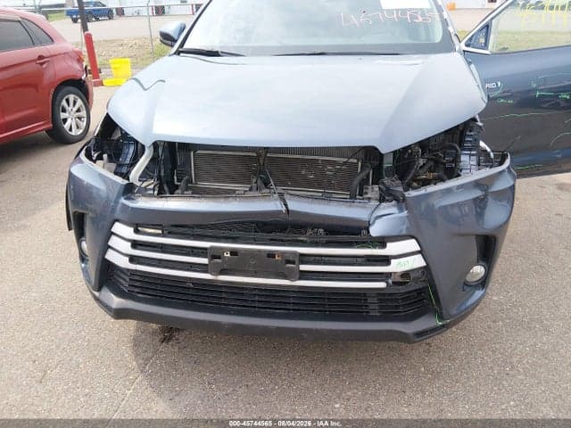 2019 TOYOTA HIGHLANDER HYBRID XLE 6