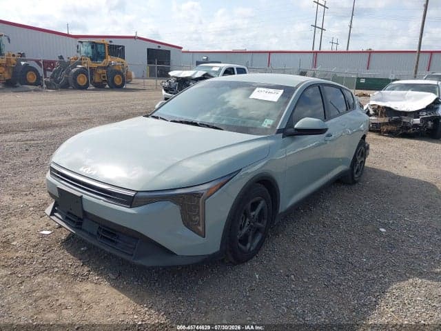 2025 KIA K4 LXS 2