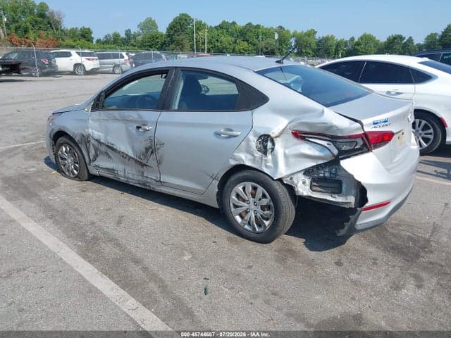 2018 HYUNDAI ACCENT SE 3
