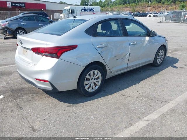 2018 HYUNDAI ACCENT SE 4