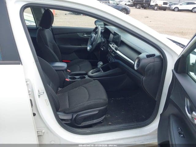 2021 KIA FORTE LXS 5