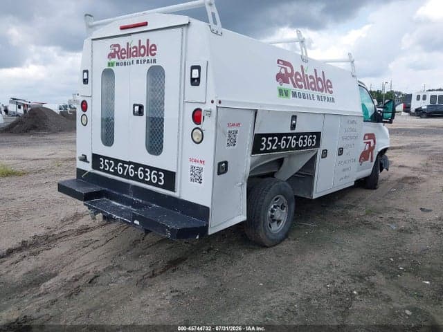 2017 CHEVROLET EXPRESS CUTAWAY WORK VAN 4
