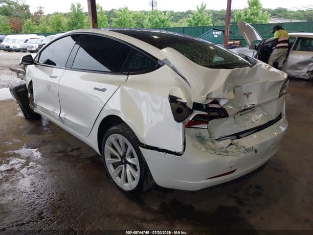 2021 TESLA MODEL 3 STANDARD RANGE PLUS REAR-WHEEL DRIVE 3