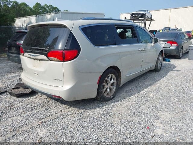 2020 CHRYSLER PACIFICA LIMITED 4