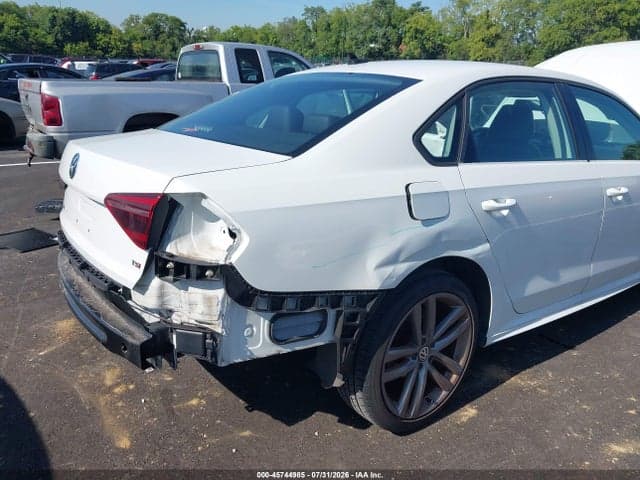 2018 VOLKSWAGEN PASSAT 2.0T R-LINE/2.0T S 6
