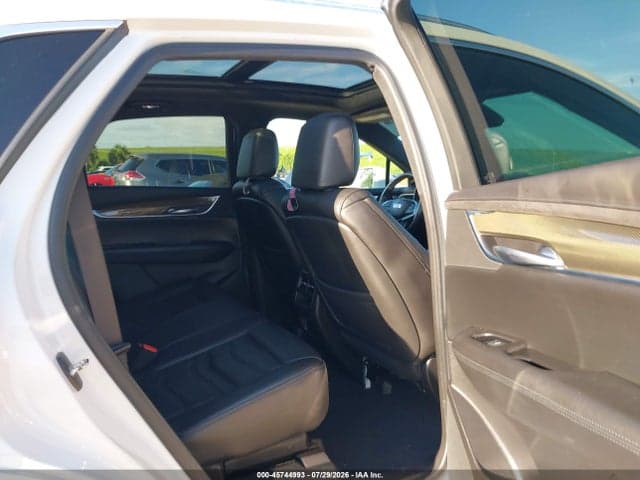 2018 CADILLAC XT5 PLATINUM 8