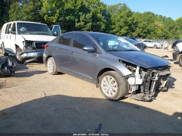 2020 HYUNDAI ACCENT SE 1