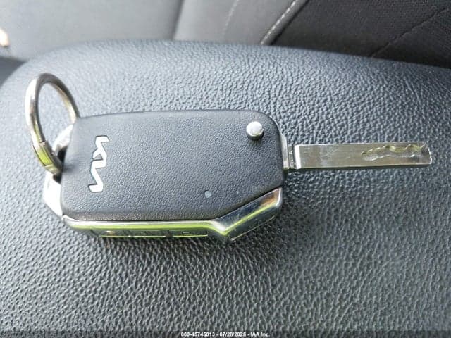 2023 KIA FORTE LXS 11