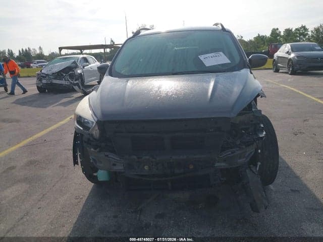 2018 FORD ESCAPE SE 13