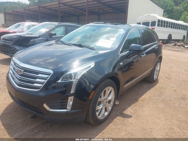 2017 CADILLAC XT5 LUXURY 2