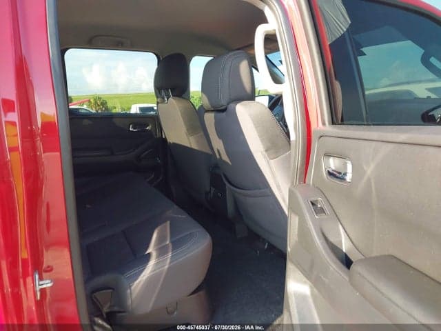 2023 NISSAN FRONTIER 8