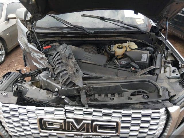 2021 GMC YUKON 4WD DENALI 10