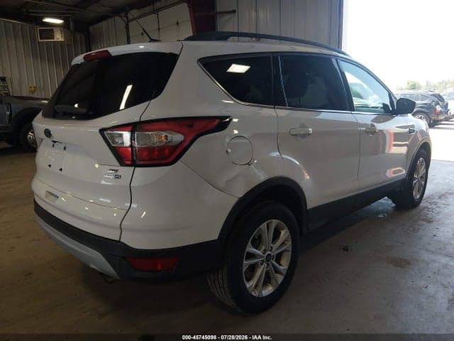 2018 FORD ESCAPE SE 4