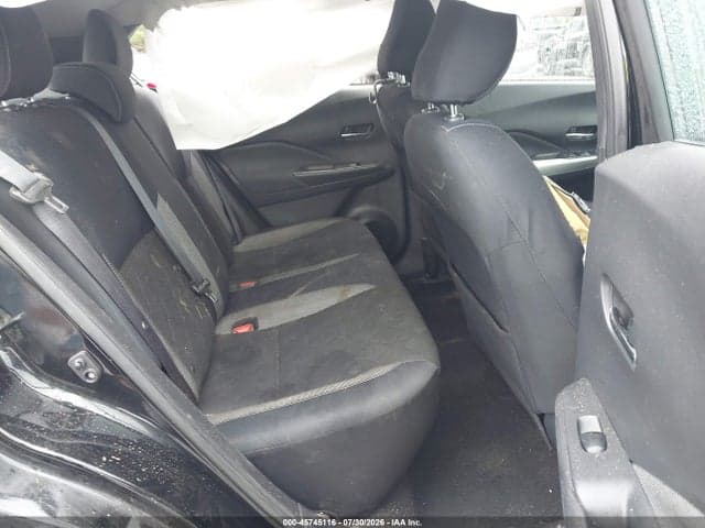 2018 NISSAN KICKS SV 8