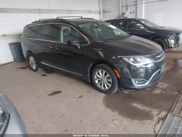 2017 CHRYSLER PACIFICA TOURING-L 1