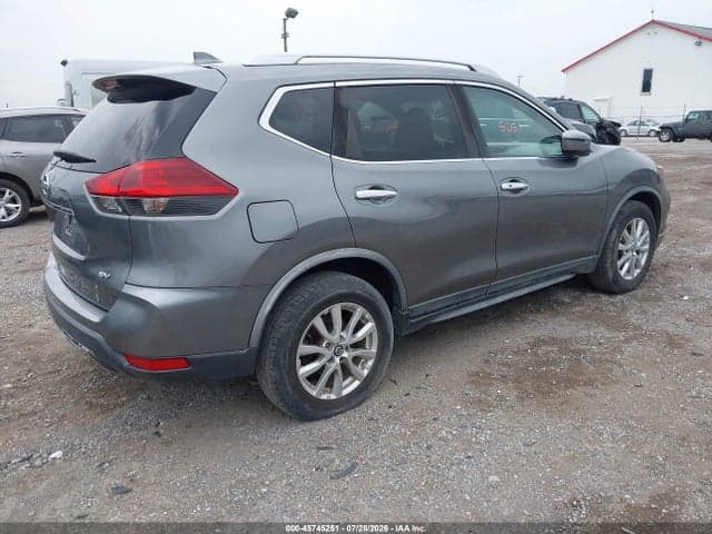 2018 NISSAN ROGUE SV 4