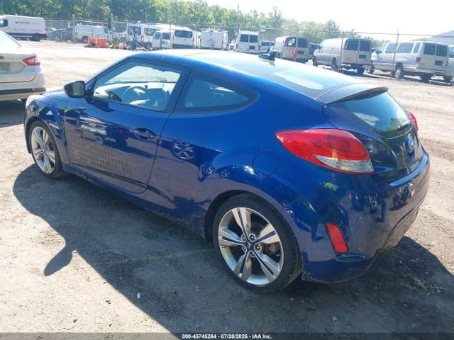 2017 HYUNDAI VELOSTER VALUE EDITION 3