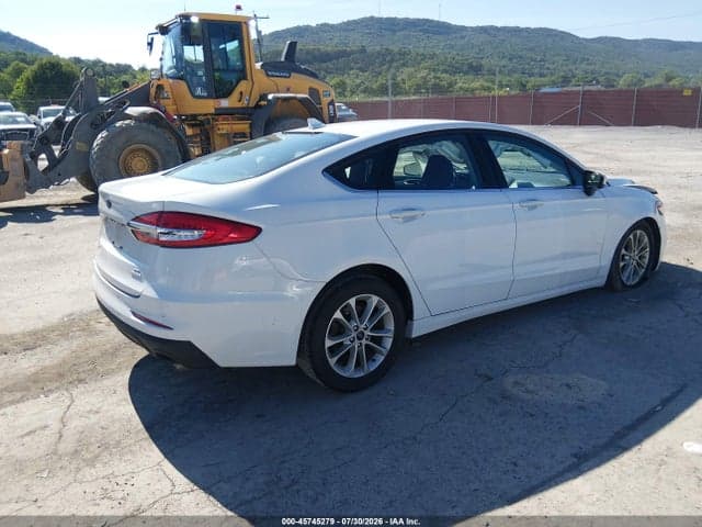 2020 FORD FUSION SE 4