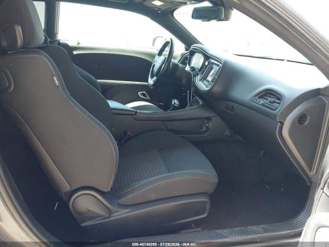 2019 DODGE CHALLENGER R/T 5