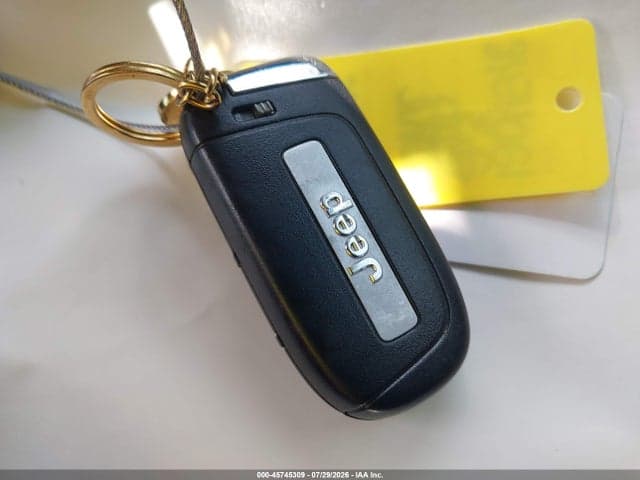 2023 JEEP RENEGADE LATITUDE 4X4 11