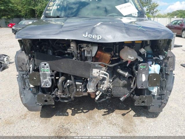 2023 JEEP RENEGADE LATITUDE 4X4 6