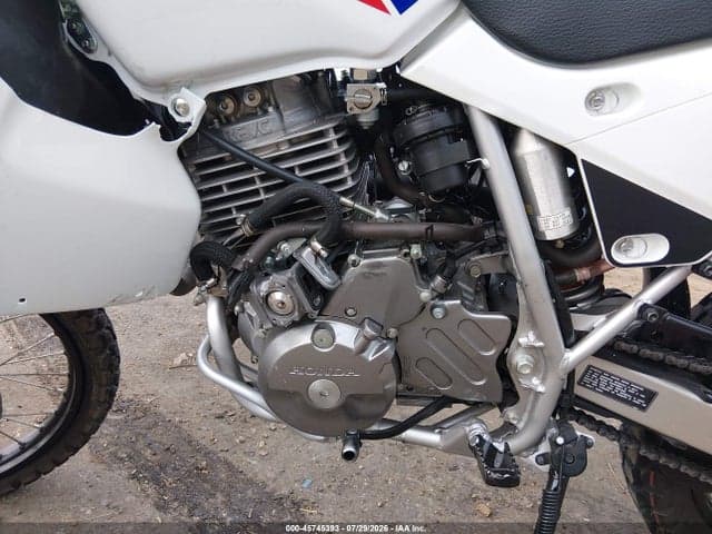 2025 HONDA XR650 L 9