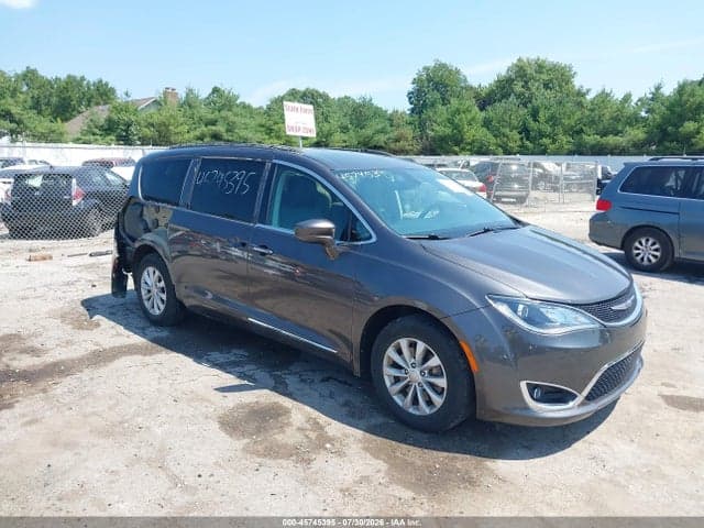 2017 CHRYSLER PACIFICA TOURING-L - 1