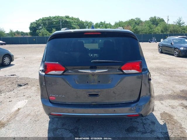 2017 CHRYSLER PACIFICA TOURING-L 17