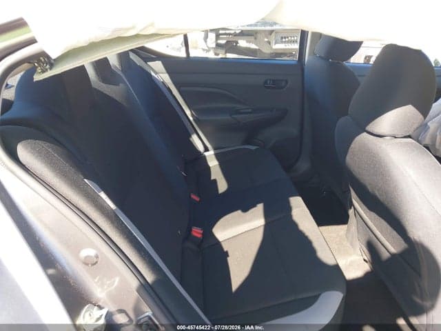 2025 NISSAN VERSA 1.6 S 8