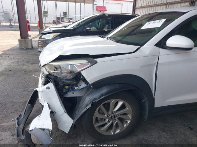 2017 HYUNDAI TUCSON SE 6