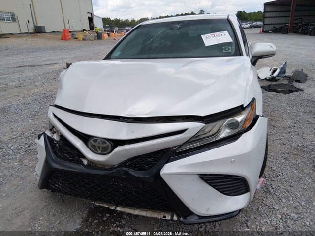 2018 TOYOTA CAMRY XSE 13