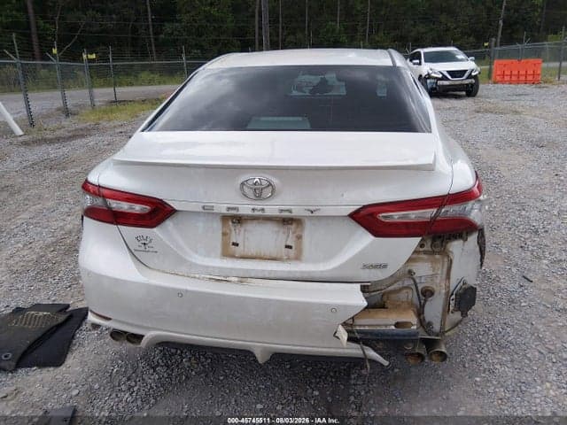 2018 TOYOTA CAMRY XSE 17