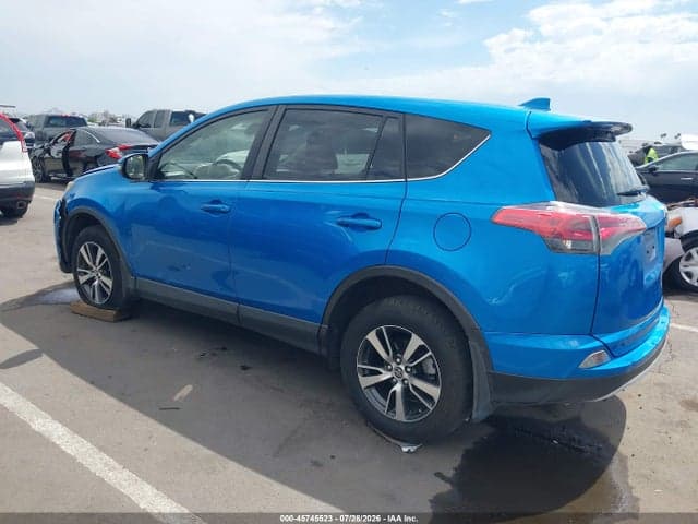 2017 TOYOTA RAV4 XLE 3