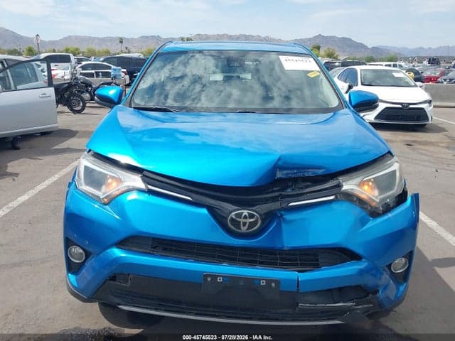 2017 TOYOTA RAV4 XLE 6