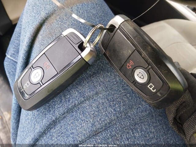 2019 FORD ECOSPORT SE 11