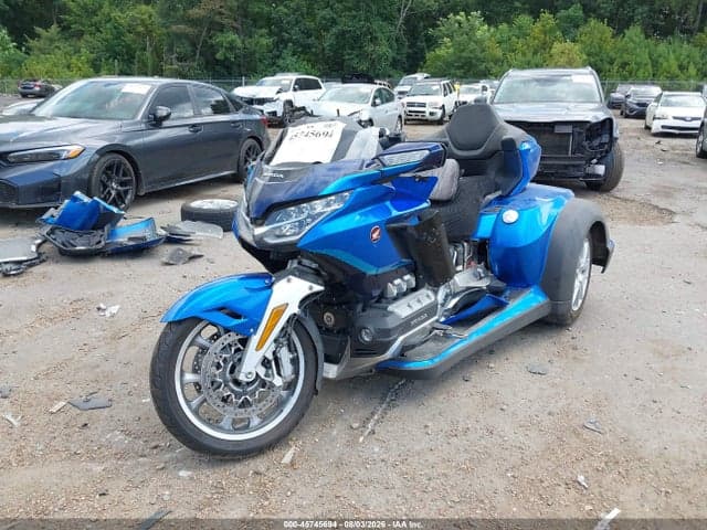 2022 HONDA GL1800 D 2