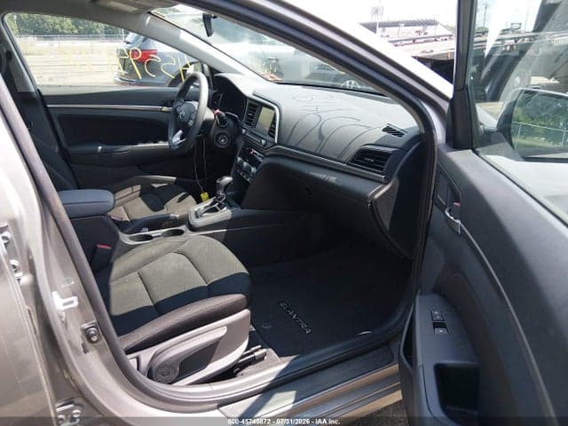 2020 HYUNDAI ELANTRA SEL 5