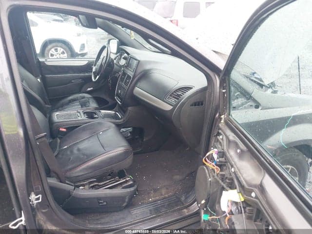 2017 DODGE GRAND CARAVAN GT 5