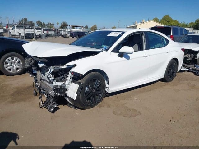 2026 TOYOTA CAMRY SE 2