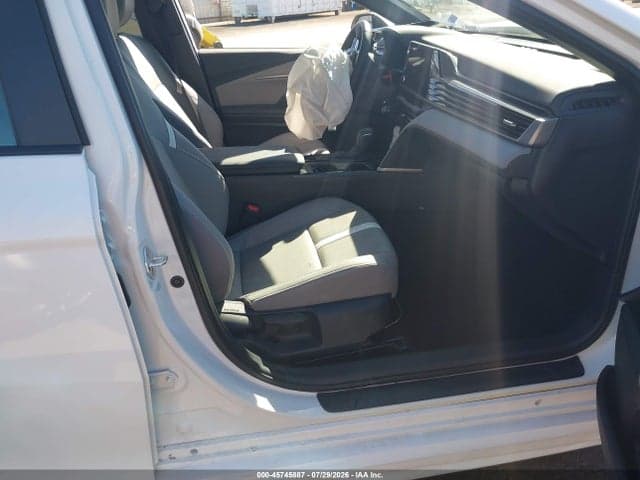 2026 TOYOTA CAMRY SE 5